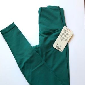 Lululemon size 4 NWT